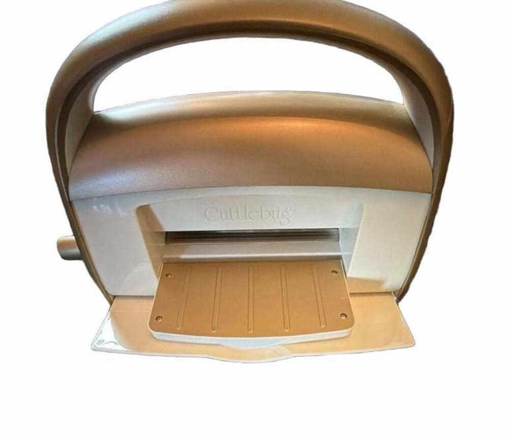 Anna Griffin Cuttlebug Die Cutting And Embossing Machine Gold